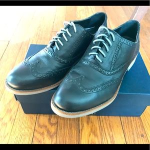 Cole Haan Women’s Oxford Loafers Size 8